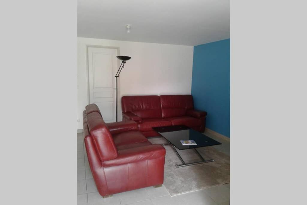 Les Champs Apartment Cernoy-en-Berry Bagian luar foto